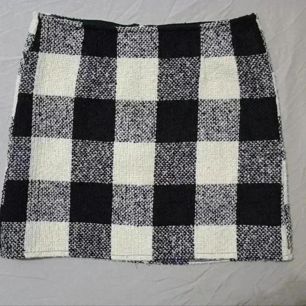 Forever 21 wool boucle buffalo check skirt sz M Checkered Print Boho Plaid Mini